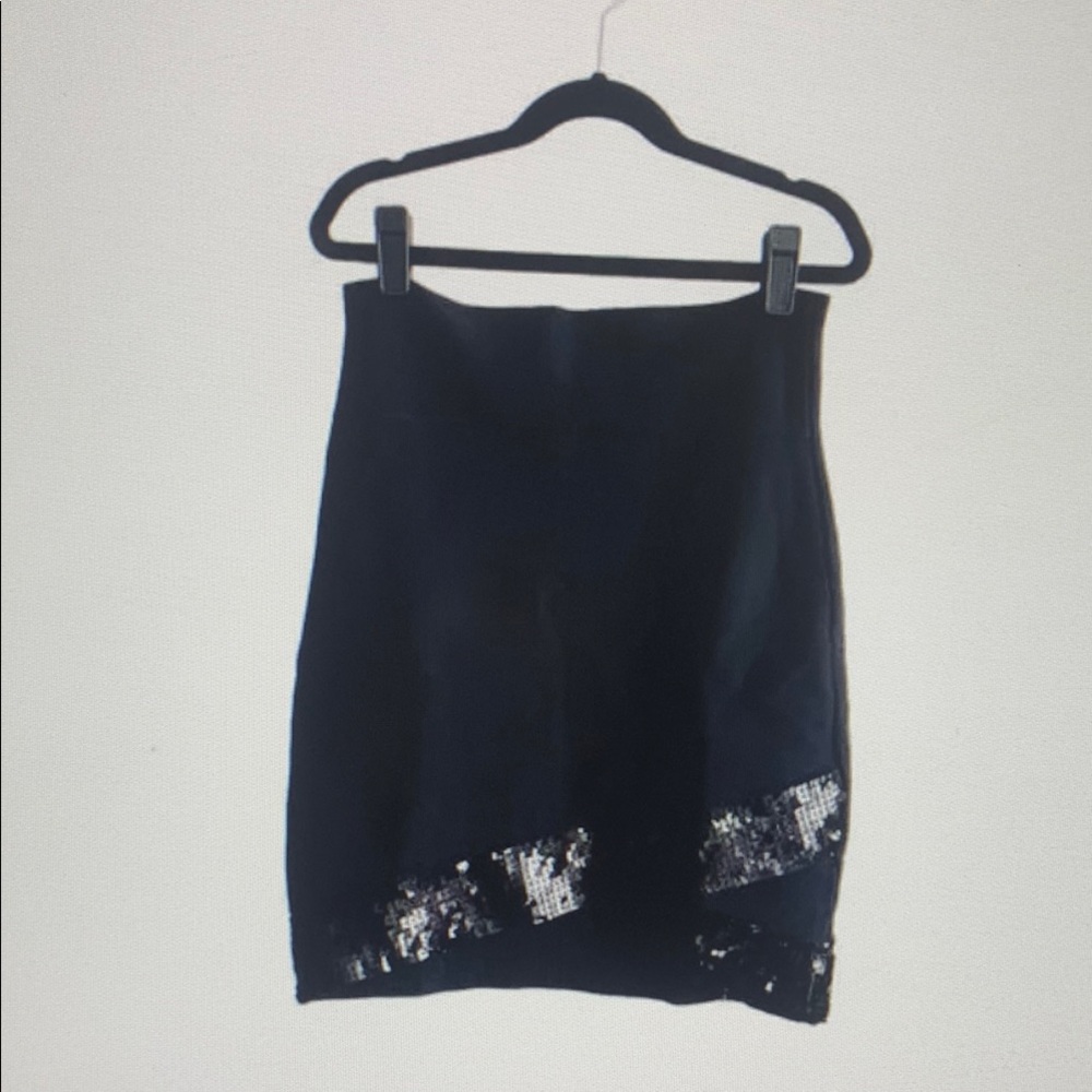 Elegant Black Sequin Skirt